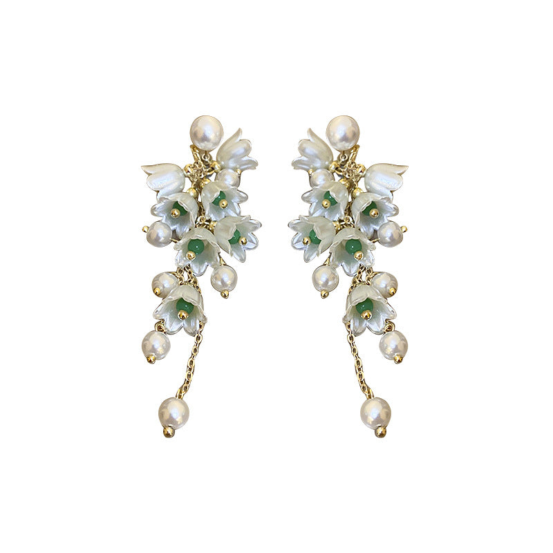 Danglers- Pearls Earrings