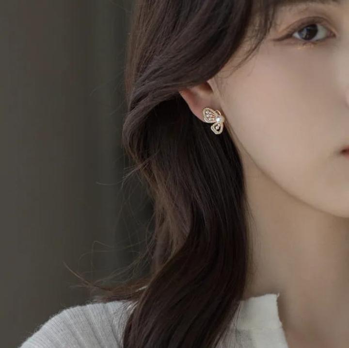 Korean Butterfly Pearl Diamond Stud Earrings