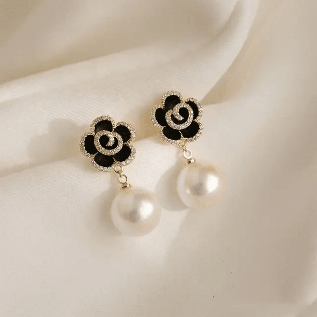 Korean Floral Shaped Pearl Drop Earrings