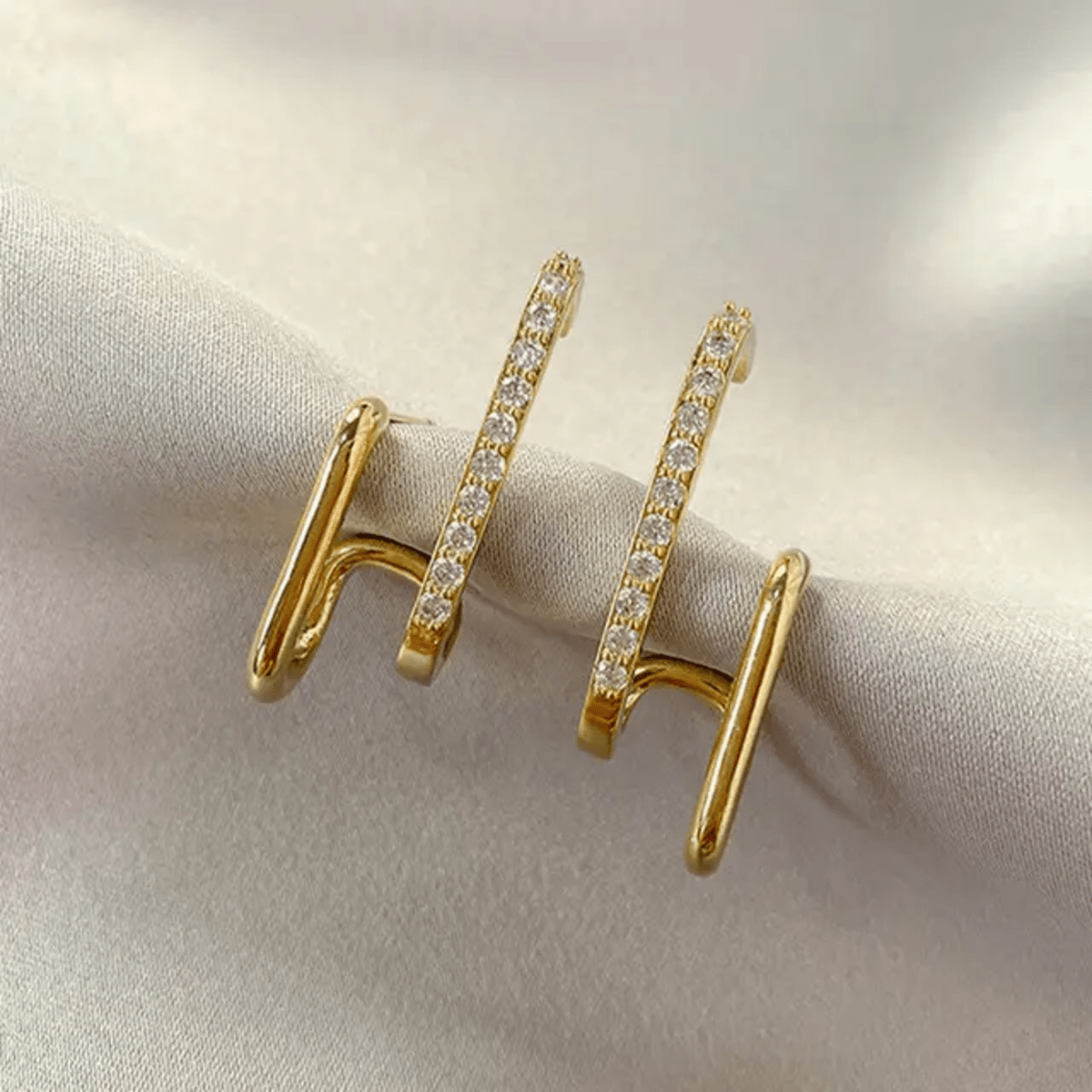 Korean Claw Earrings