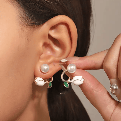 Korean Daisy Pearl Stud Earrings
