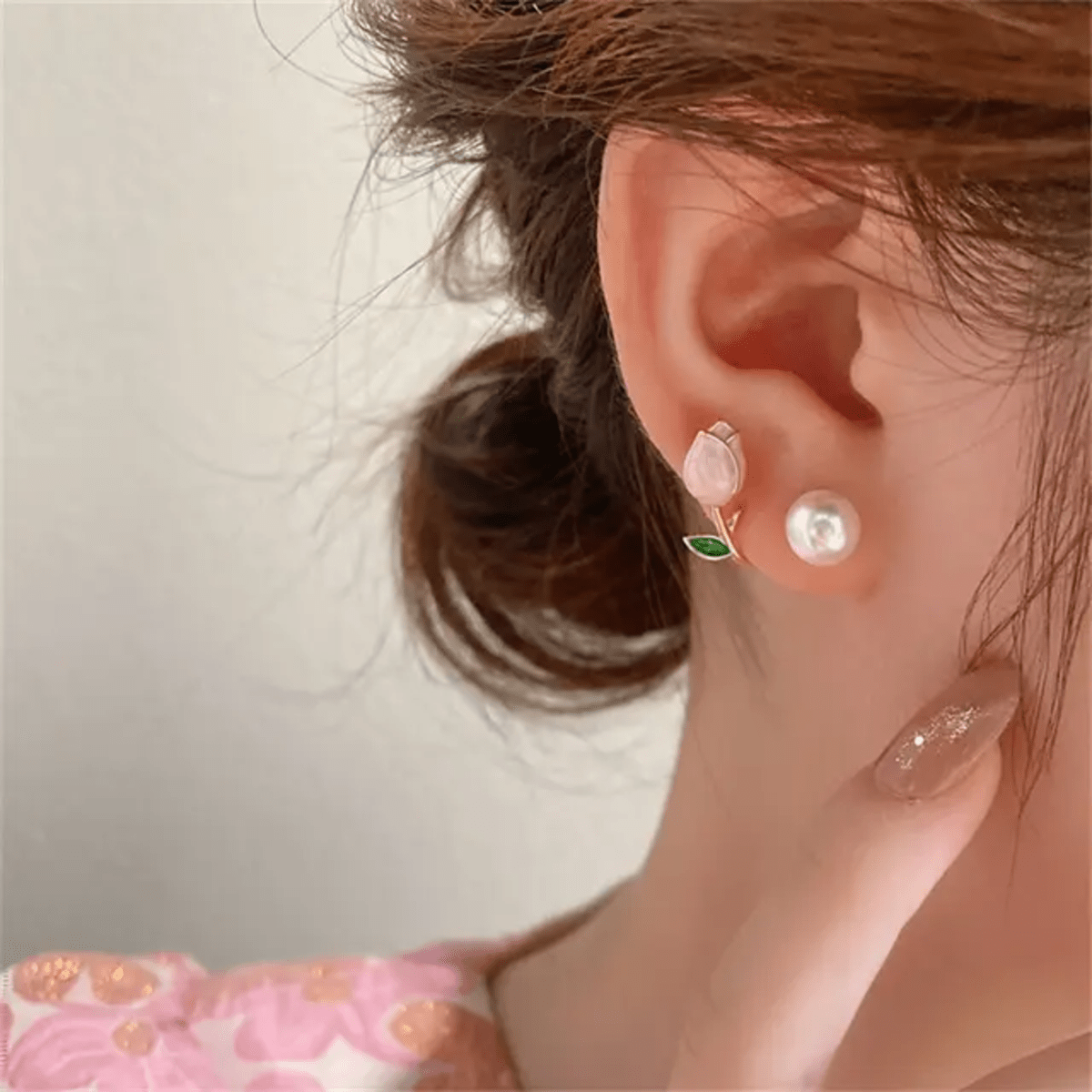 Korean Daisy Pearl Stud Earrings