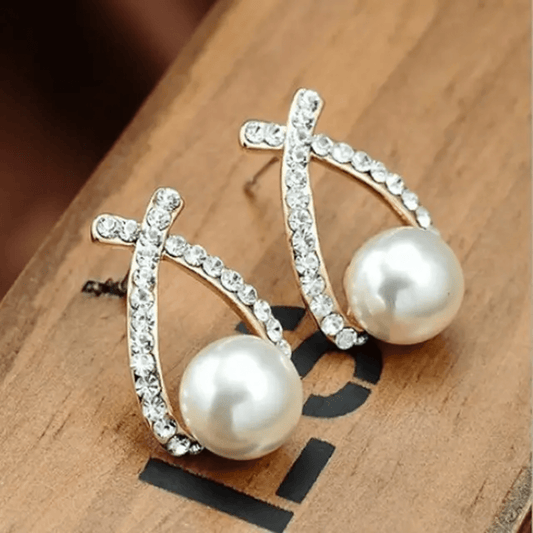 Korean Pearl Diamond Stud Earrings