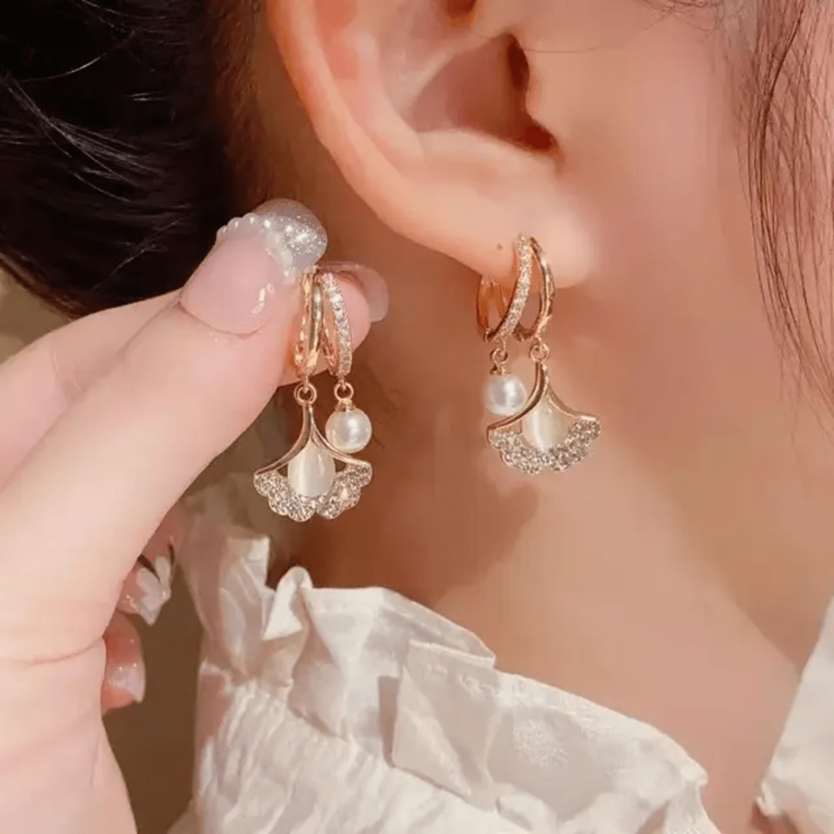 Danglers- Pearl Diamond Earrings