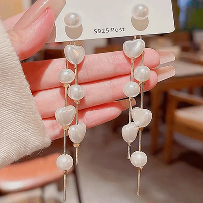 Danglers- Pearl Flower Earrings