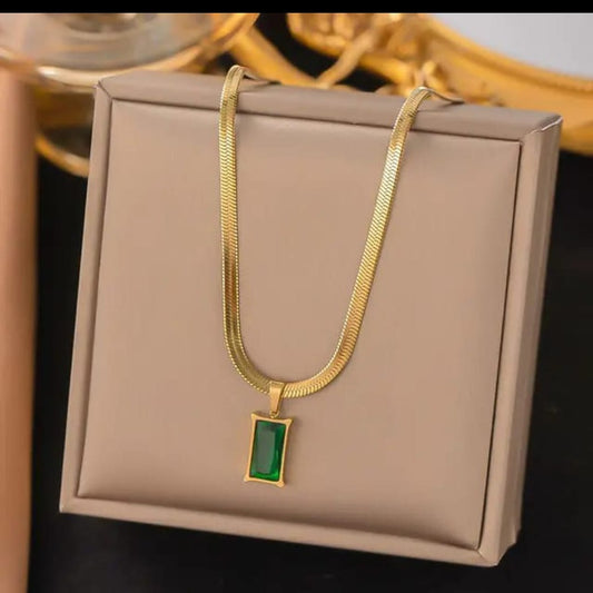 Anti-Tarnish - Snake Chain with Emerald Pendant
