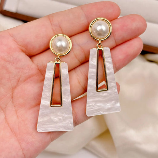 Danglers- Pearl Earrings