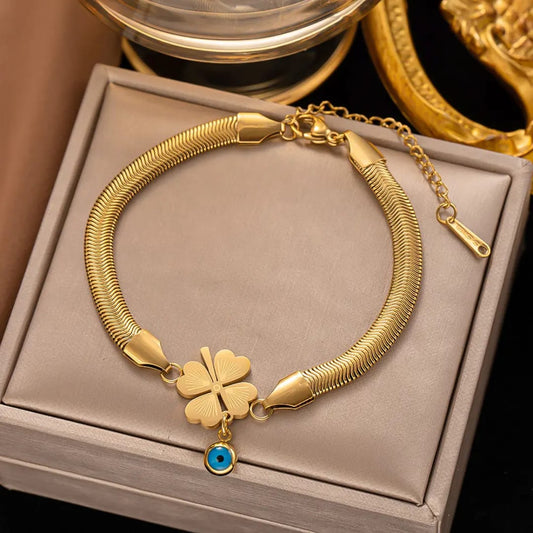 Flower Charm Anti-Tarnish Bracelet
