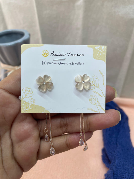 Danglers - Flower Earrings