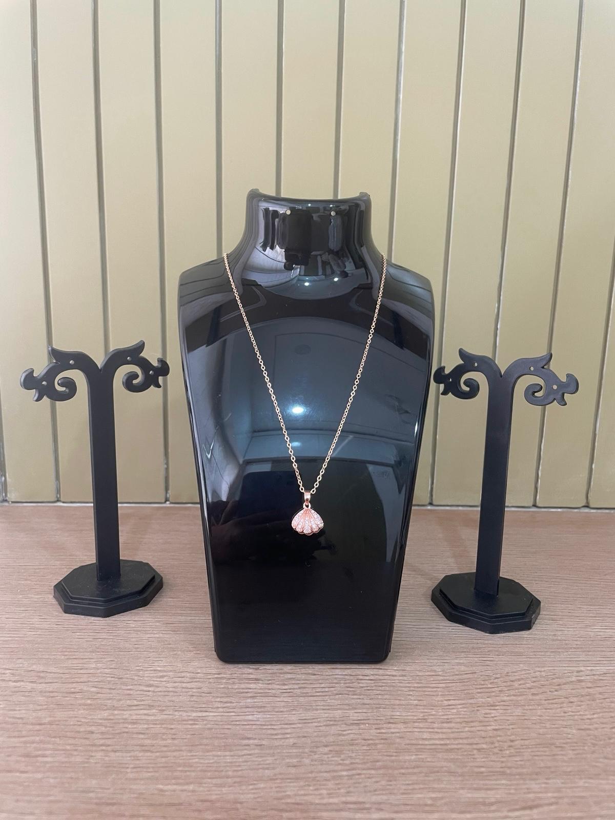 Anti-Tarnish - Chain Pendant - Shell Neckpiece